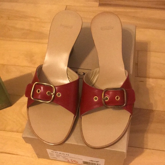 ♦️COACH Red Slides♦️ Traci ♦️8 M Never Worn - Picture 2 of 5